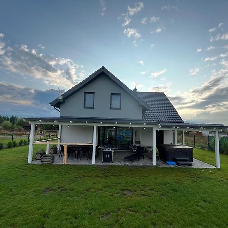 Dom Nad Morzem Z Jacuzzi 10 Osob Morze Przygod Villa Mieroszyno Bagian luar foto