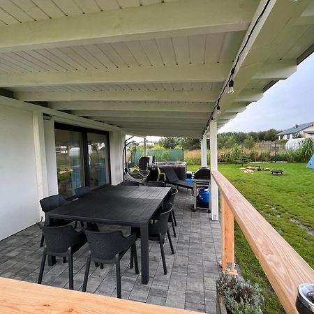 Dom Nad Morzem Z Jacuzzi 10 Osob Morze Przygod Villa Mieroszyno Bagian luar foto